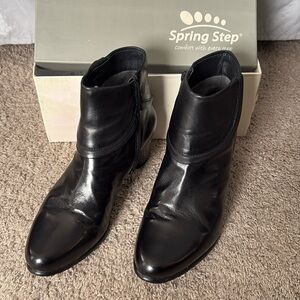Spring Step Black Leather Boots- women’s Sz 8.5 New in Box